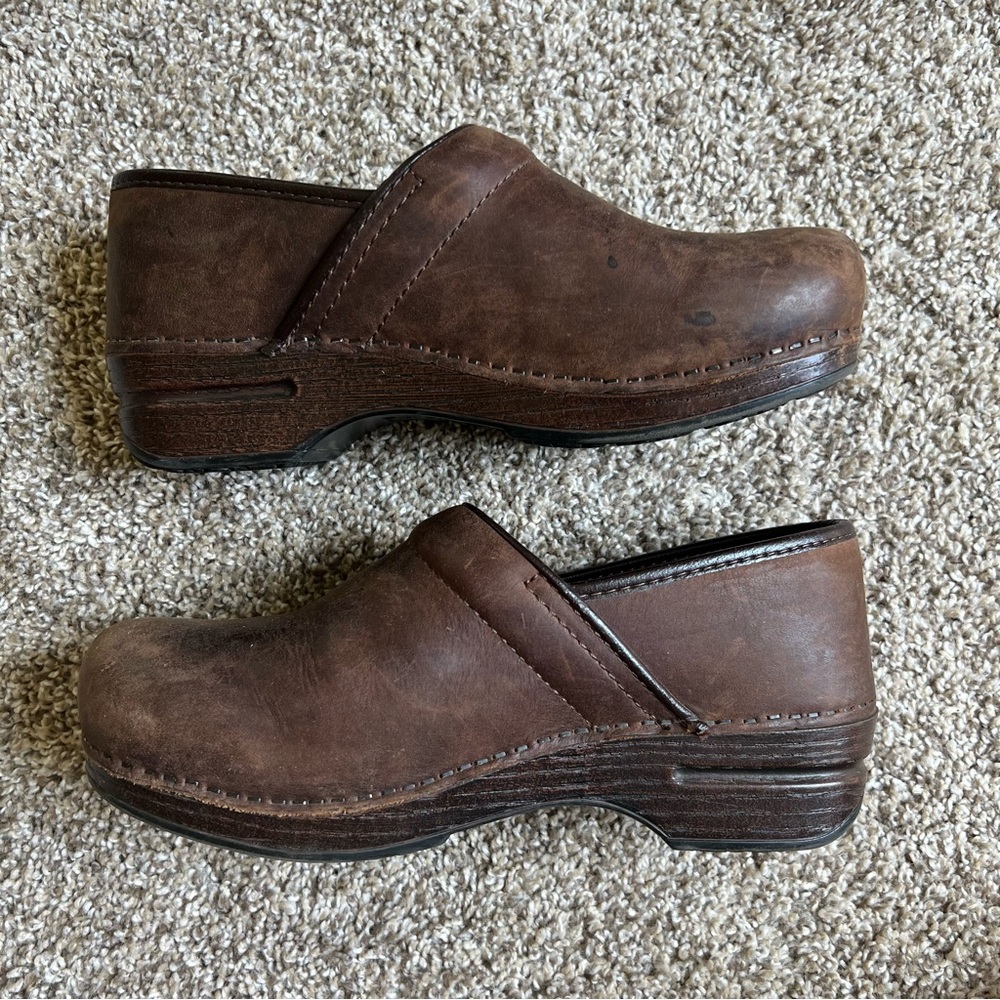 Dansko Clogs - Picture 3 of 9